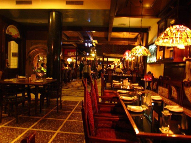 Hotel Broadway Delhi ภายนอก รูปภาพ
