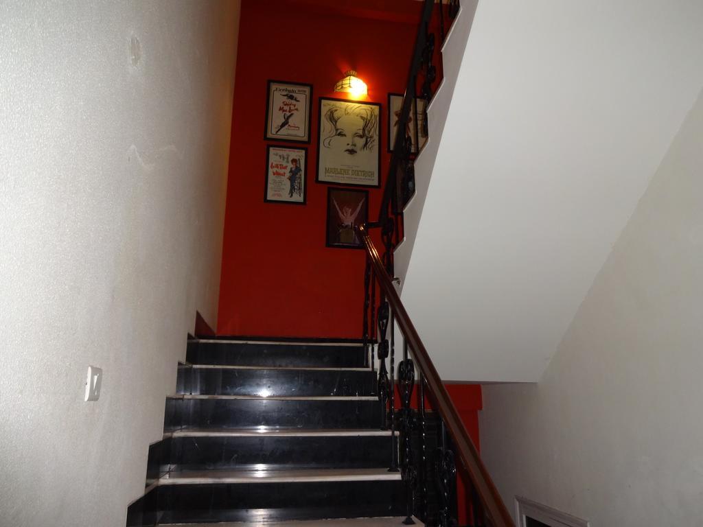 Hotel Broadway Delhi ภายนอก รูปภาพ